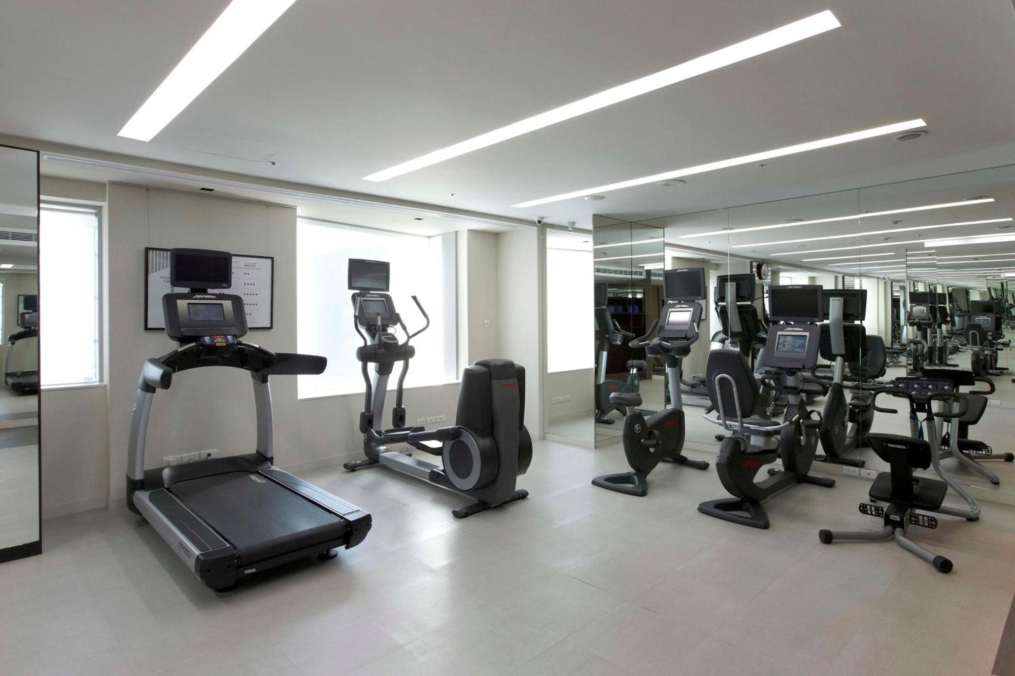 Hotel Humble House Taipei Extérieur photo The gym at the hotel