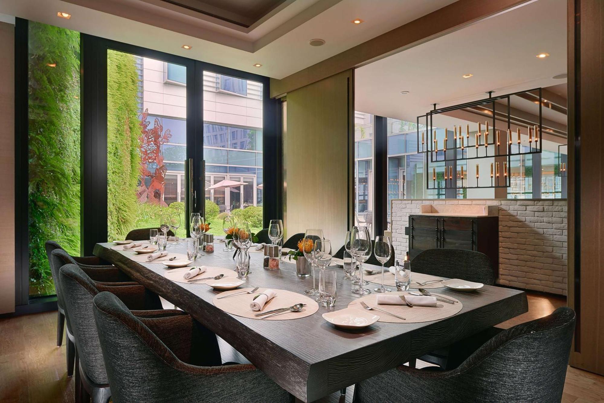 Hotel Humble House Taipei Extérieur photo The Table