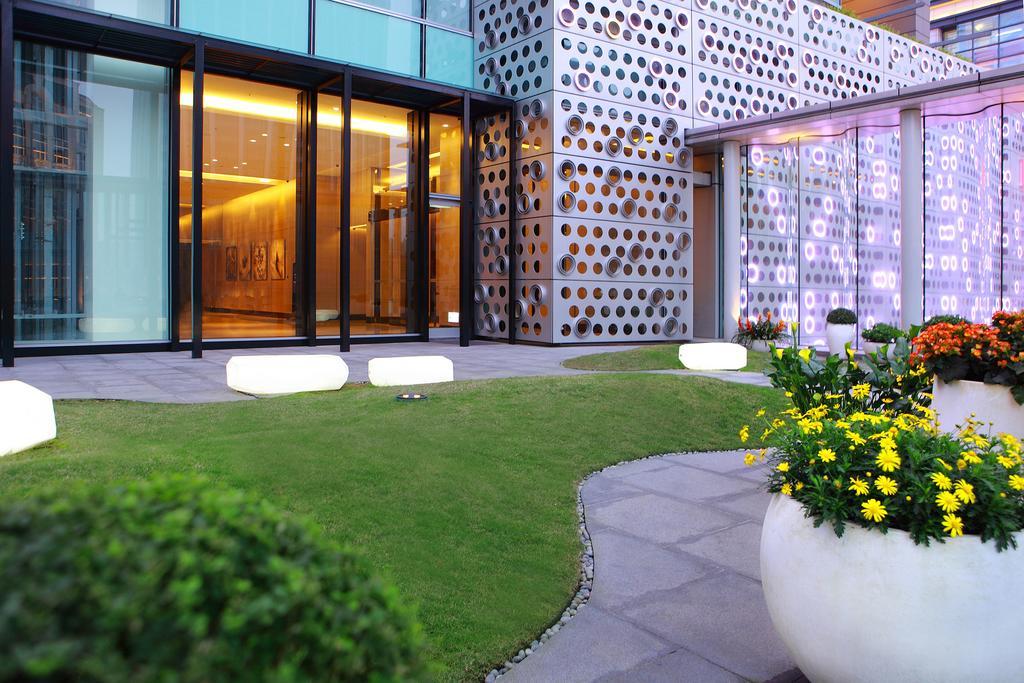Hotel Humble House Taipei Extérieur photo The hotel's entrance